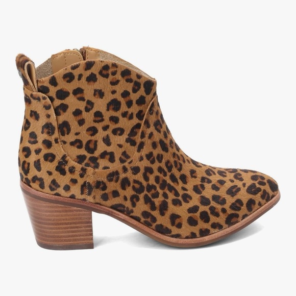 UGG Leopard Print Ankle Booties - Picture 1 of 9
